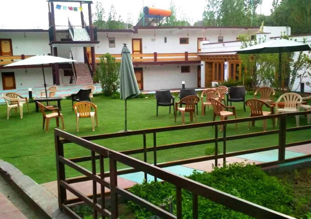 Beyond Stay - Kanika Himalayan View Leh Esterno foto